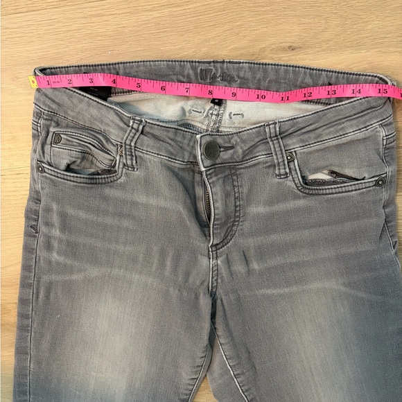 Kut from Kloth Gray Women's Skinny Jeans - Picture 7 of 7